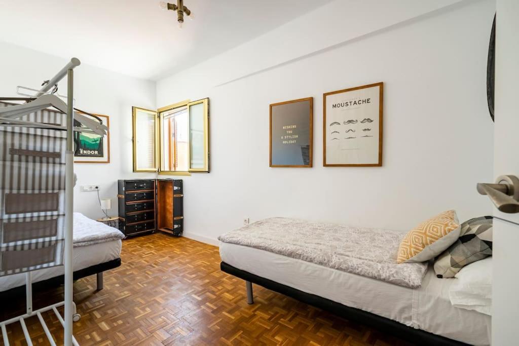 Lifehouse Cathedral * Free Parking* Superiorwifi* Apartment Almería Exterior foto