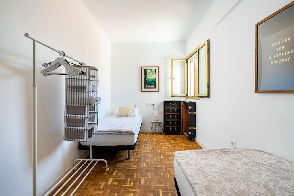 Lifehouse Cathedral * Free Parking* Superiorwifi* Apartment Almería Exterior foto