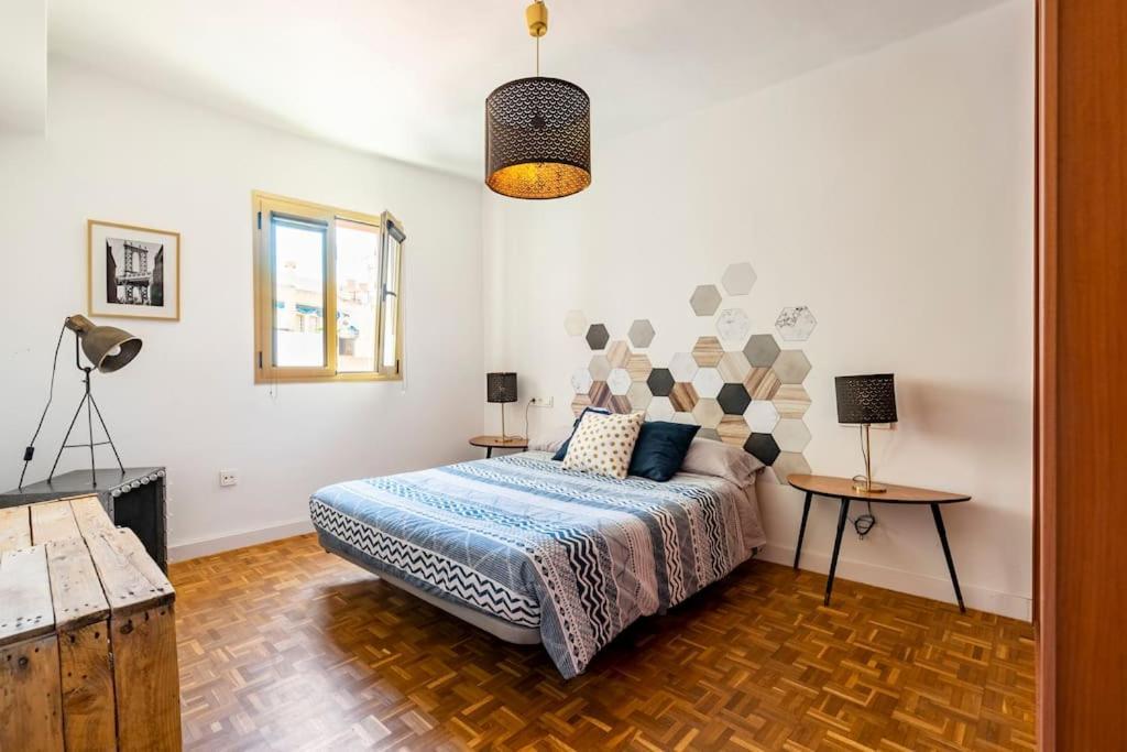 Lifehouse Cathedral * Free Parking* Superiorwifi* Apartment Almería Exterior foto