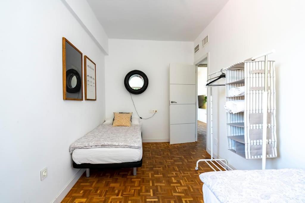 Lifehouse Cathedral * Free Parking* Superiorwifi* Apartment Almería Exterior foto