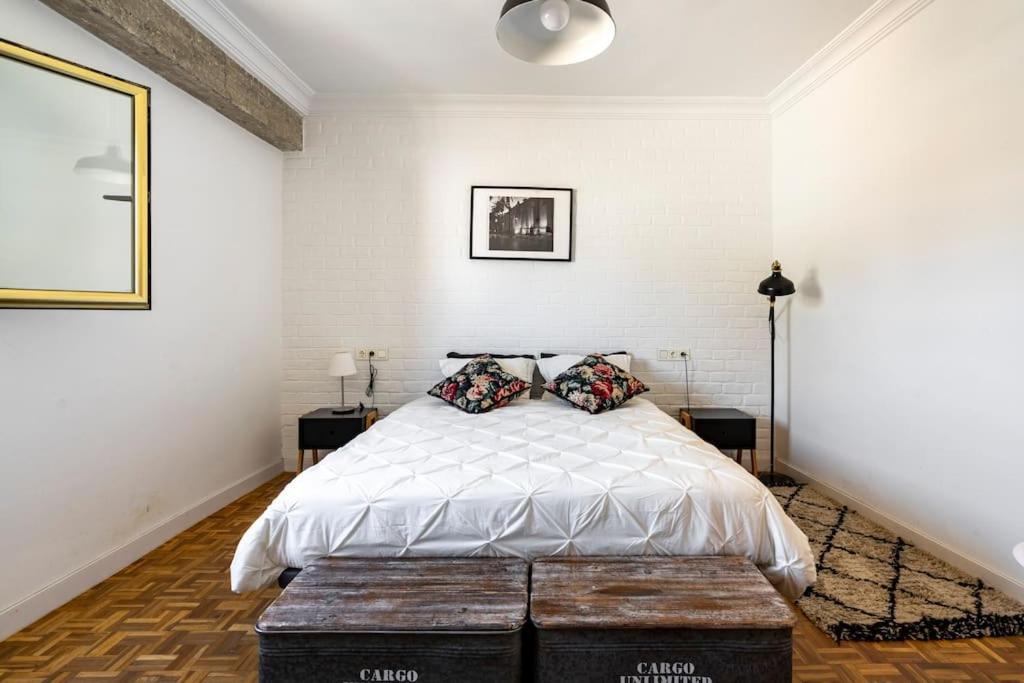 Lifehouse Cathedral * Free Parking* Superiorwifi* Apartment Almería Exterior foto